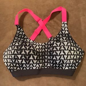 Victoria Secret Sport bra